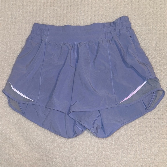 lululemon athletica Pants - Lululemon hotty hots.